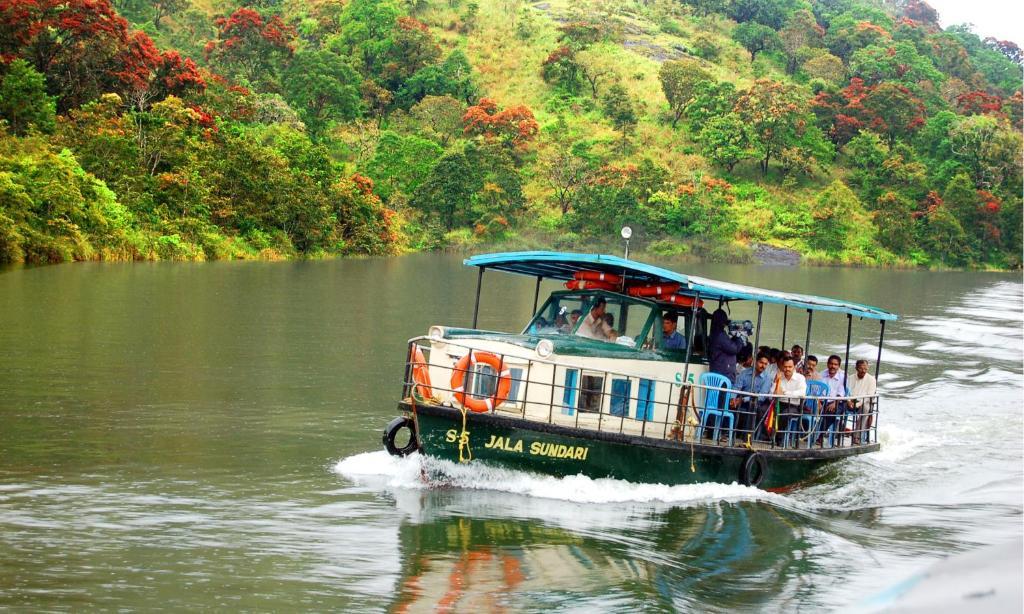 Jungle Park Resorts Thekkady Exterior foto